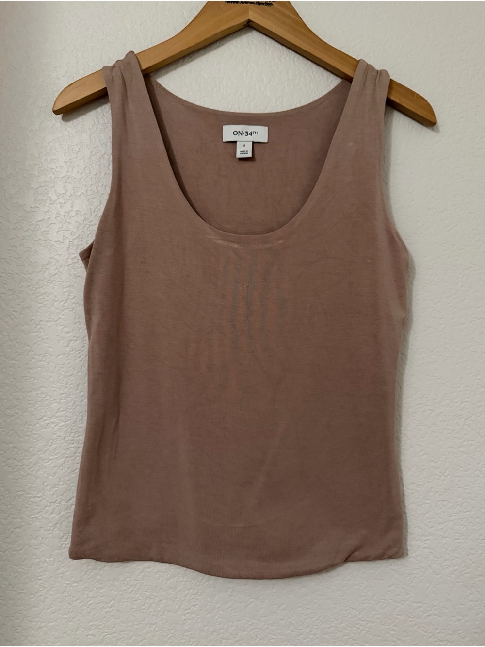 ON-34™ Dusty Mauve Scoop Neck Tank Top